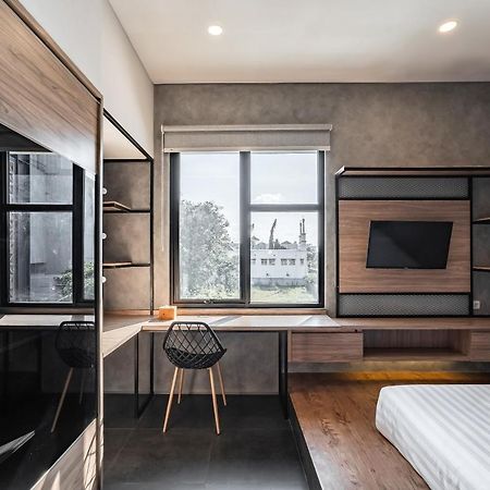 LOA Living Solo Baru Hotel Grogol Luaran gambar