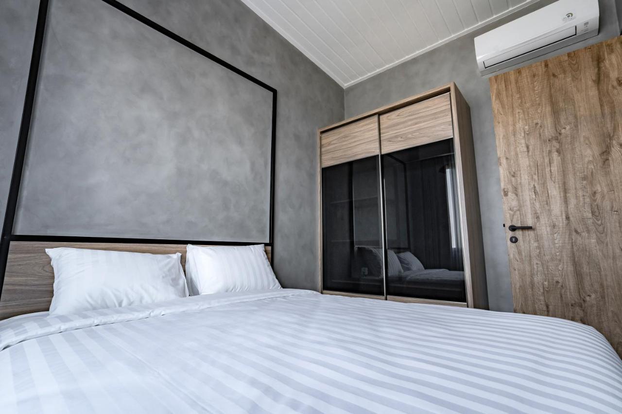LOA Living Solo Baru Hotel Grogol Luaran gambar